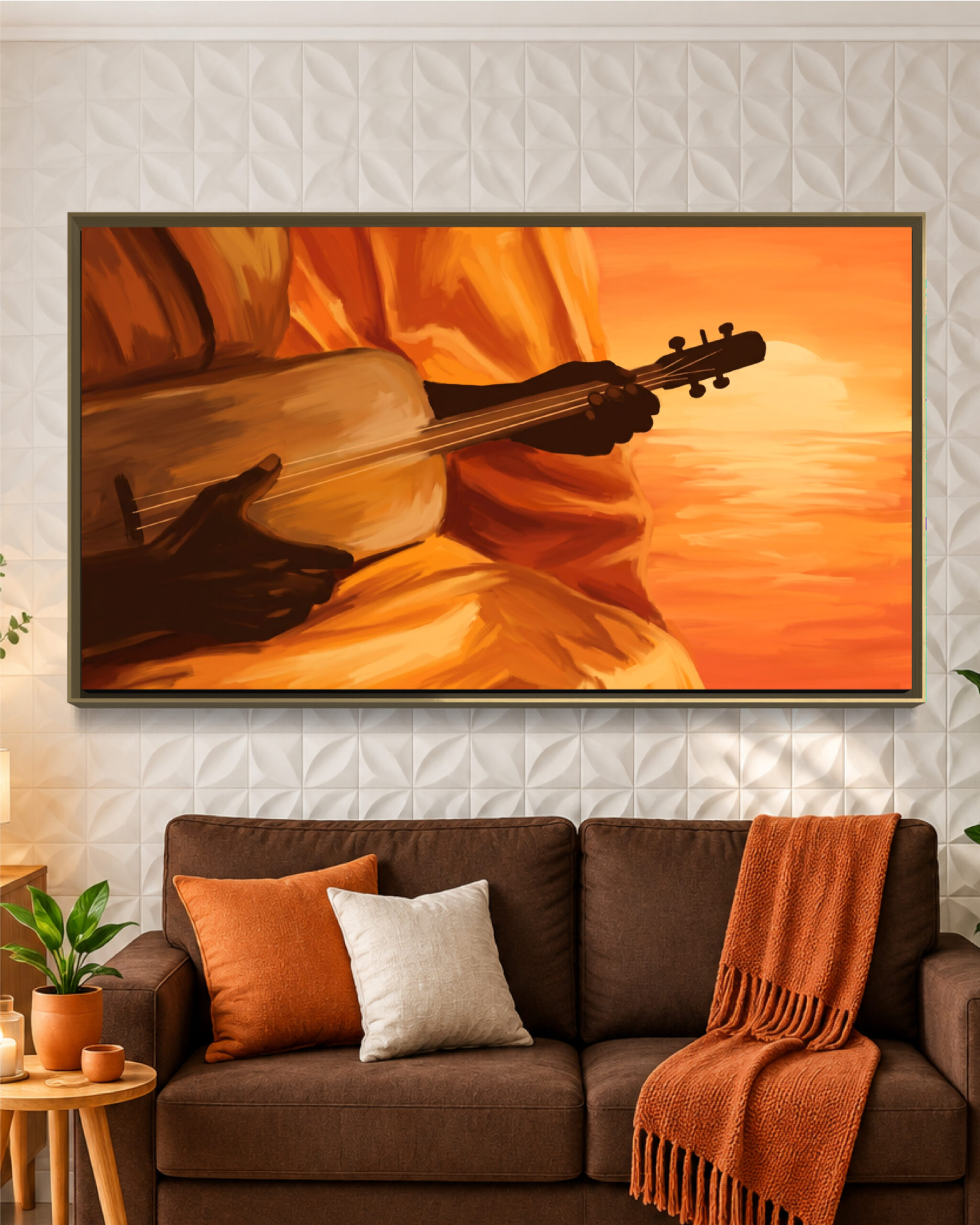 Tableau Cordes du couchant en orange et ocre, mis en scène au-dessus d’un canapé marron